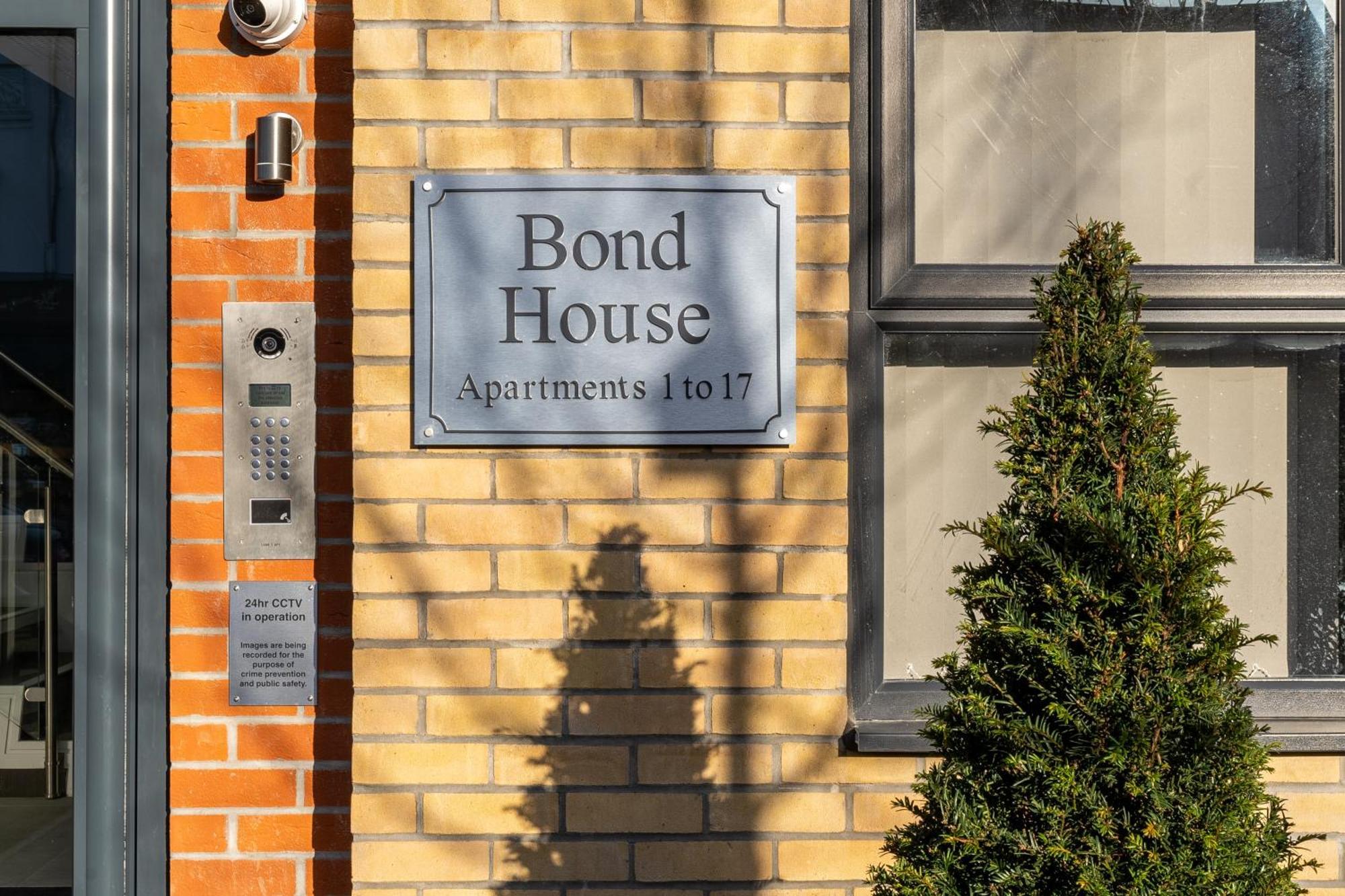 Bond House By Celador Apartments Reading Kültér fotó